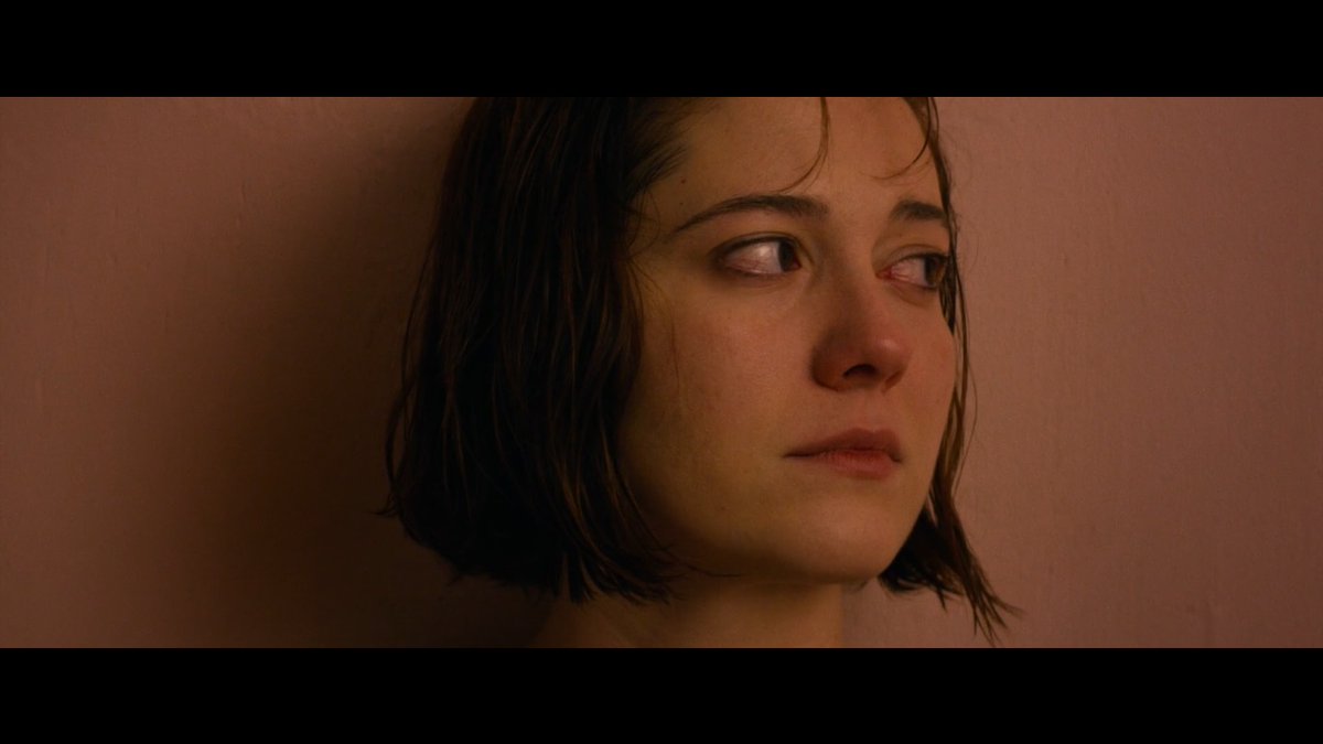 corrersolo's tweet photo. 10 Cloverfield Lane (Dan Trachtenberg, 2016) https://t.co/vrEyjmUJuQ