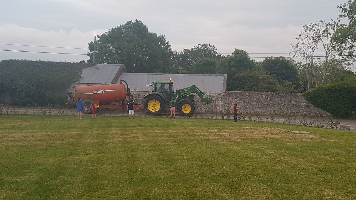 MagheraComAlert's tweet photo. Our local heros... https://t.co/joFIznabbC