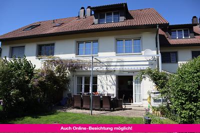 #Haus #zuvermieten #Märstetten #SchweizWUNDERSCHÖN UND KINDERFREUNDLICH Dieses schöne und sehr gepflegte Anwesen liegt in einem ruhigen Quartier und überzeugt durch viele Punkte. Grosse Zimmer auf mehreren Etagen, eigener Garten, Spielplatz..  reedb.com/?j=3HVU