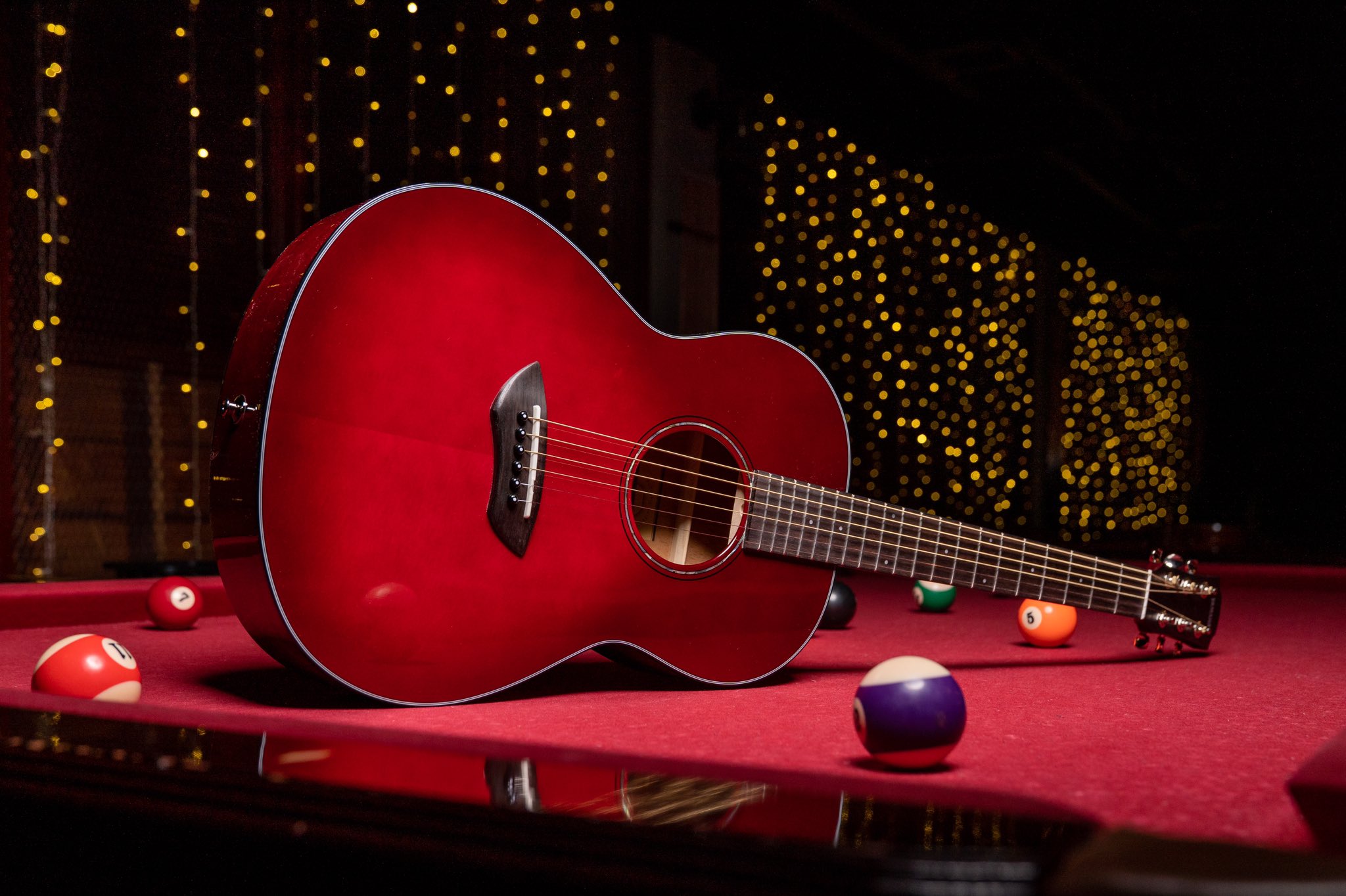 ヤマハアコースティックギタージャパン ヤマハのスモールサイズアコースティックギター Csf1m のカラーバリエーションが発表されました じゅわっとした綺麗な赤みのクリムゾンレッドバースト Crb と 木目が透けてかっこいいトランスルーセント