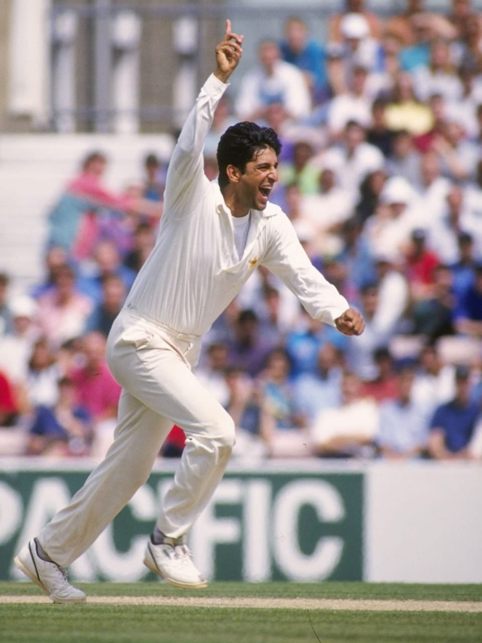 Wasim Akram during a test match. (Credits: Twitter)