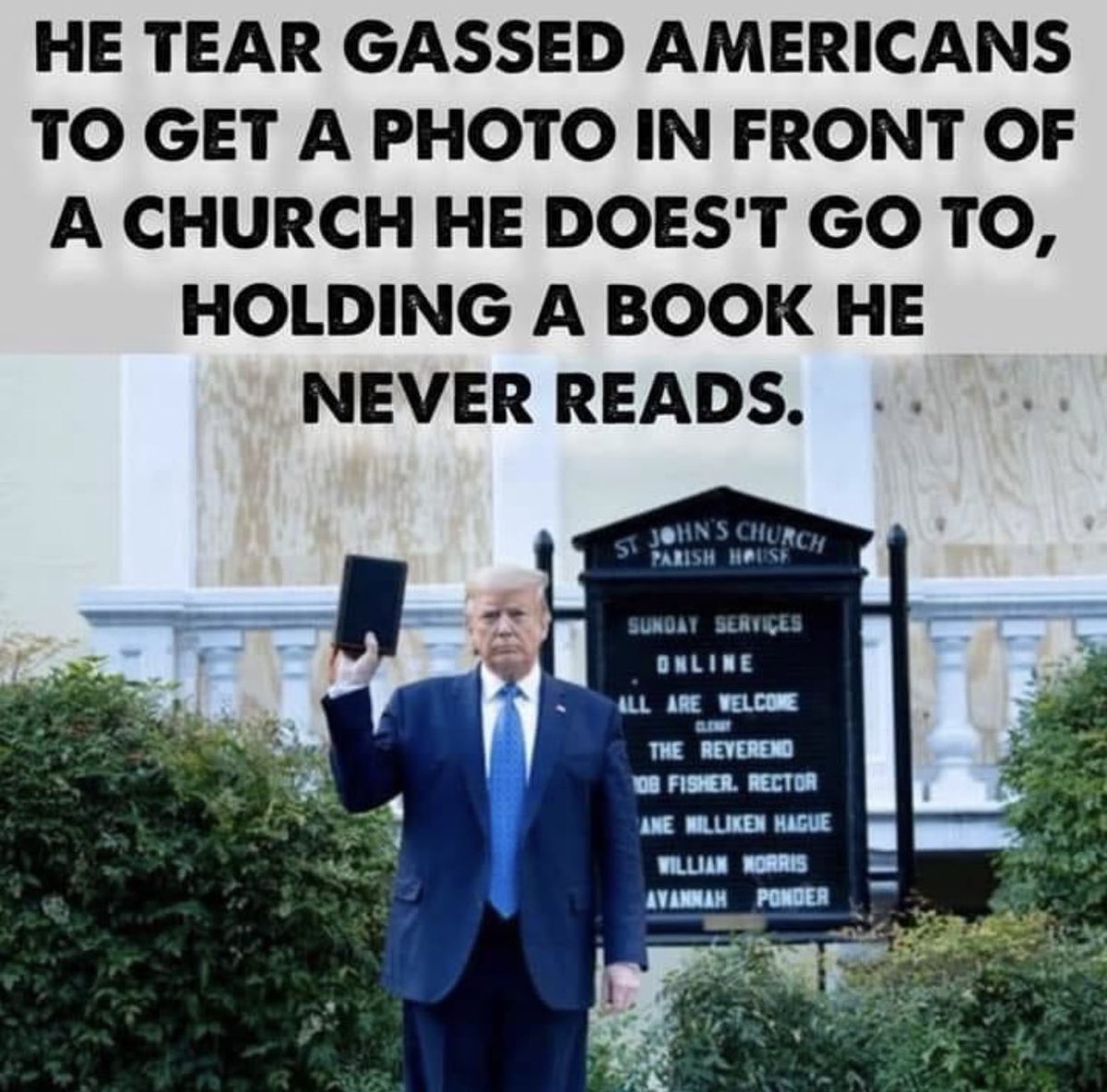 incredibleL's tweet photo. Fake billionaire fake president REAL con man con man loves his photo ops https://t.co/eEhFZJkxXi
