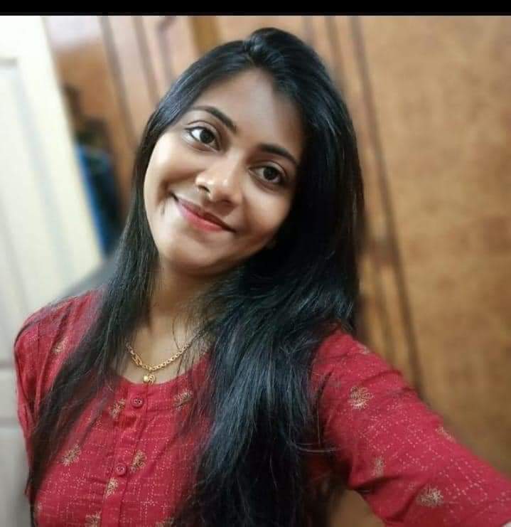 RIP #Covid_19 Warrior #sunita Mandal @BJP4Benga a Bengal govt Nsg off. died coz of #Covid_19. However, report was false negative but symptoms re +ve, Was denied treatment in her own govt hospital and died in private hospital on 29. CM is mute. @Republic_Bharat @ZeeNews @docvjg