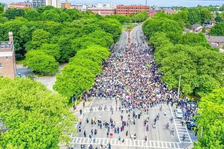 Hes_DatGuy's tweet image. My City Supports Me 🖤 #Poughkeepsie