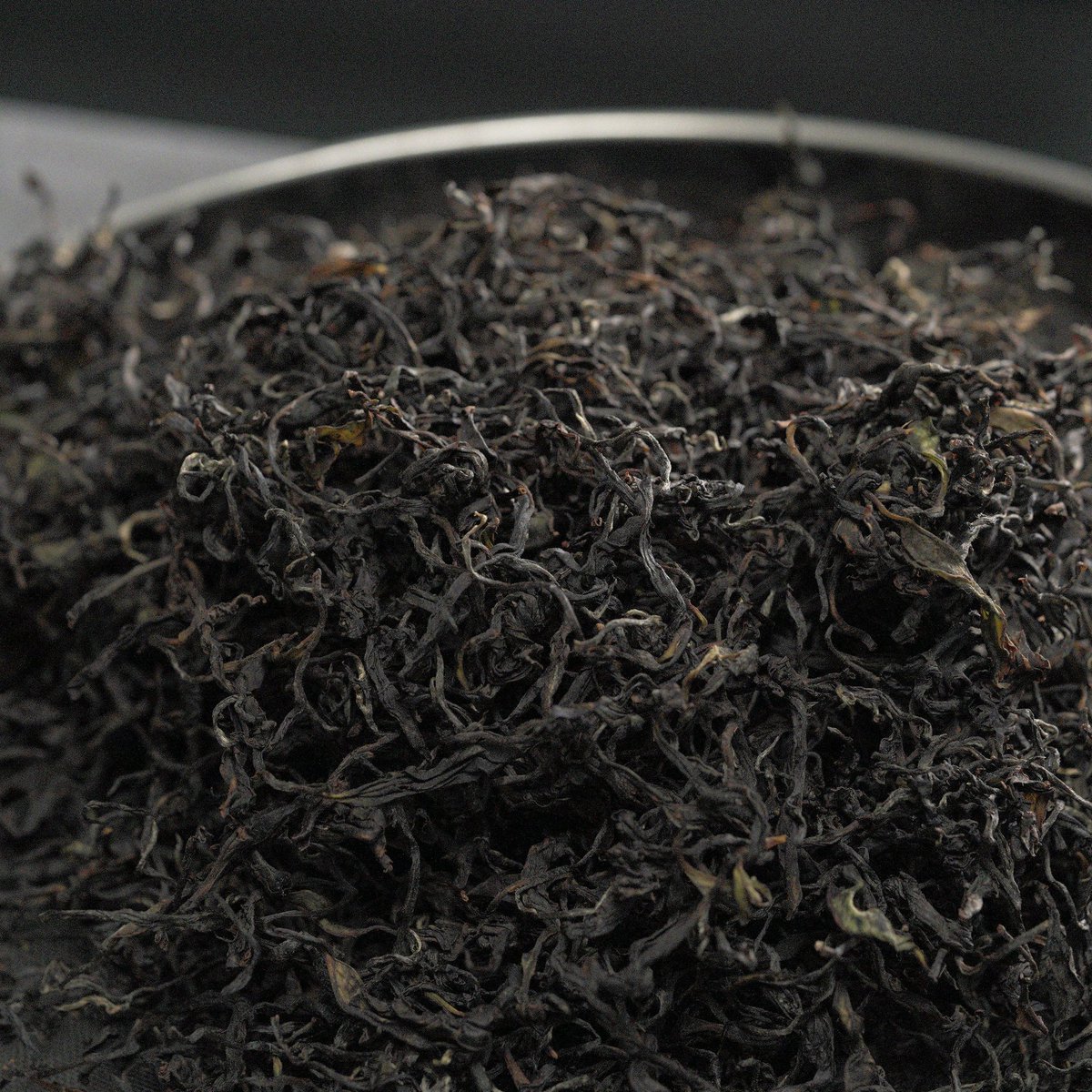 peterstontea's tweet photo. Looking dark and beautiful, this is the latest batch of our Welsh Gold tea...smells amazing ππ± #growninwales #madeinwales #thisiswelshtea #wales #welshtea #tea #uktea #teafarm #agroforestry #biodiversity #buylocal #smallbatch #handmade https://t.co/rIDlTylBKN
