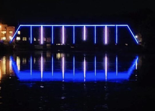 LauraFeffer's tweet image. Thank you to the city of Allegan for turning the bridge blue &amp;amp; silver to honor the Eagles of 2020! #soarwitheagles