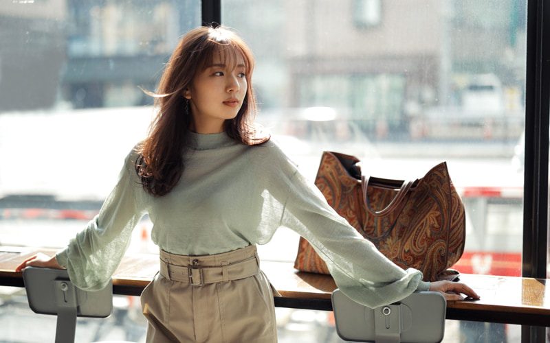 小学館 Oggi Twitter ನಲ ಲ 乃木坂46 新内眞衣 が着こなす 最新の上品な女らしさは 透け感ニット で体現 記事はこちらから T Co Lkeumsfyq3 コーデ コーディネート ニットコーデ 着こなし ファッション 透けニット T Co Emu8ei2ic0