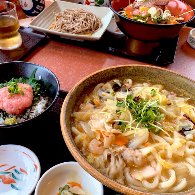 たまにはご飯の写真でも…
ということで今日のお昼ごはん。(*ºчº*) 