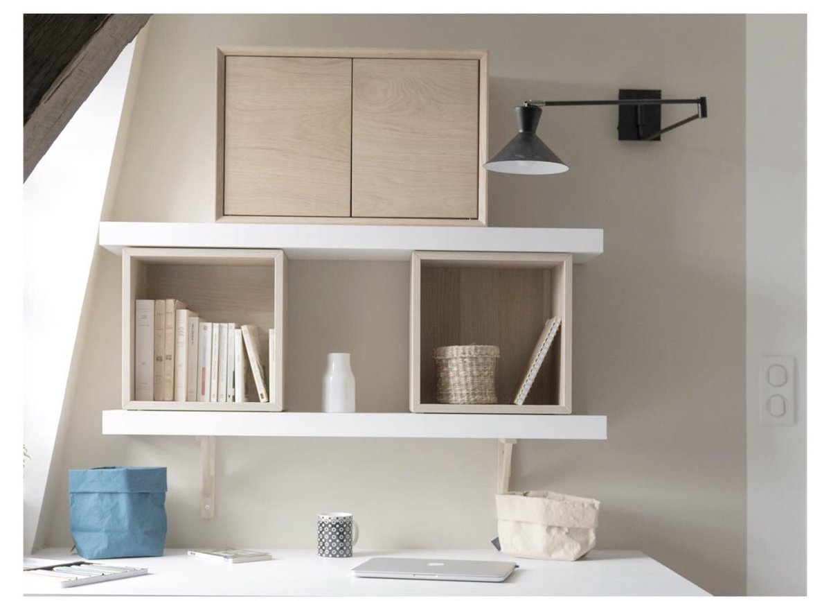 AtmospheresD's tweet photo. SENLIS CENTRE | bureau sur-mesure qui profite d’une belle lumière • Photo : @sabine_serrad • #amenagement #renovationmaison #mobilier  #surmesure #architecturedinterieur #interior_design #homedesigners #ideat #bureau  #patriciacoignard #audreypacaud #agenceatmospheresdesign https://t.co/TgdiAkpWWu