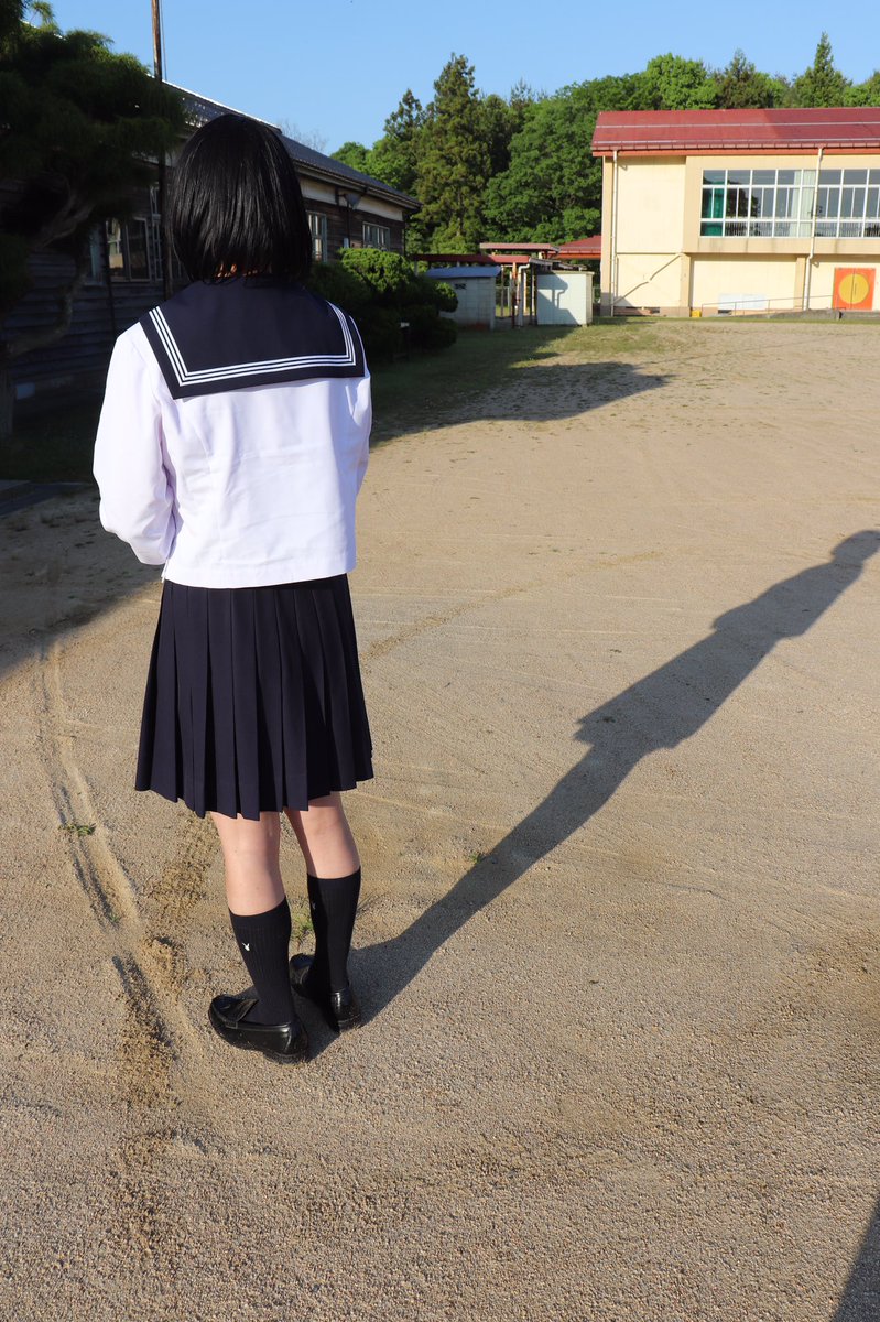 L0ve 0miso どっかの廃校に登校 制服 セーラー服 夏セーラー服 セーラー服女装 女装子 女装さんと繋がりたい 後ろ姿