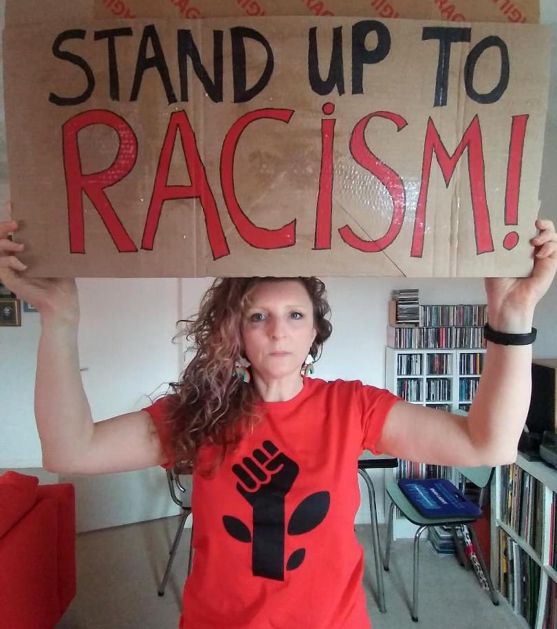 DistancedR's tweet image. @DistancedResistance
@DistancedR
#distancedresistance
#georgefloyd
#saytheirnames
#blackouttuesday
#protests2020
#TakeAKnee
#BlackLivesMatter
#BlackLivesMatterUK
#handsupdontshoot
#nojusticenopeace
#justiceforgeorgefloyd
#ripgeorgefloyd
#georgefloydprotest
#virtualprotest