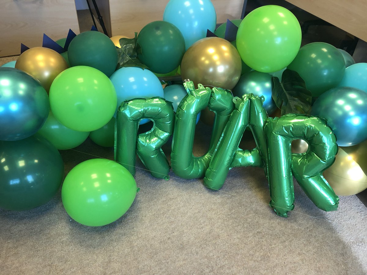 RadioActive8_'s tweet photo. Our first dinosaur balloon arch! Completed with 'ROAR' bunting and green and blue confetti balloons! https://t.co/LWXxihDGND