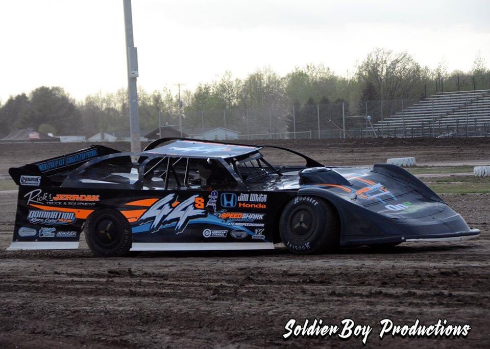 Tonight at 8 PM don't miss Colin Shipley on <a href="/ThrottledUp365/">THROTTLED UP</a> Live!  Colin is a brand ambassador for <a href="/SpeedSharkG/">SpeedShark Graphics</a> and is jumping into the super late model world for the first time this year!

Photo Credit: Soldierboy Productions 

#CanISeeYourDriversLicense #PupShark #YoungAndFast