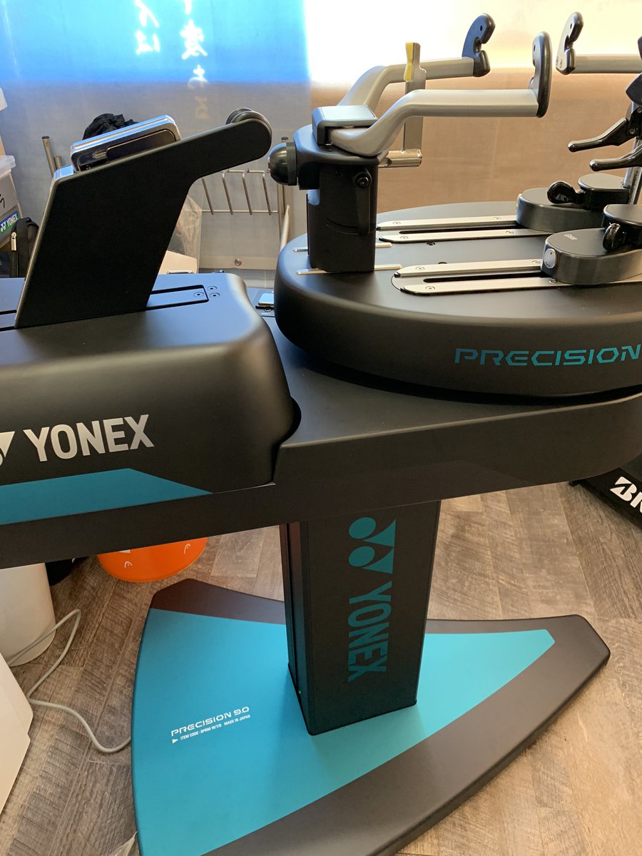 yukiyuki0720gm1's tweet photo. これからよろしくお願いします!!
#tennis #yonex #ストリングマシン #badminton #precision9.0 #ストリンガー https://t.co/QID2n9juX2