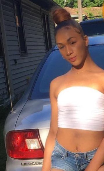 janetmock's tweet photo. #IyannaDior is a black trans woman  who was brutally attacked as a crowd of cis black folks looked on (shoutout to the ONE good sis who tried to intervene). Folks stood witness to this brutality on another black life. You can see it in the video. #blacklivesmatter #girlslikeus https://t.co/s1K6shRuwx