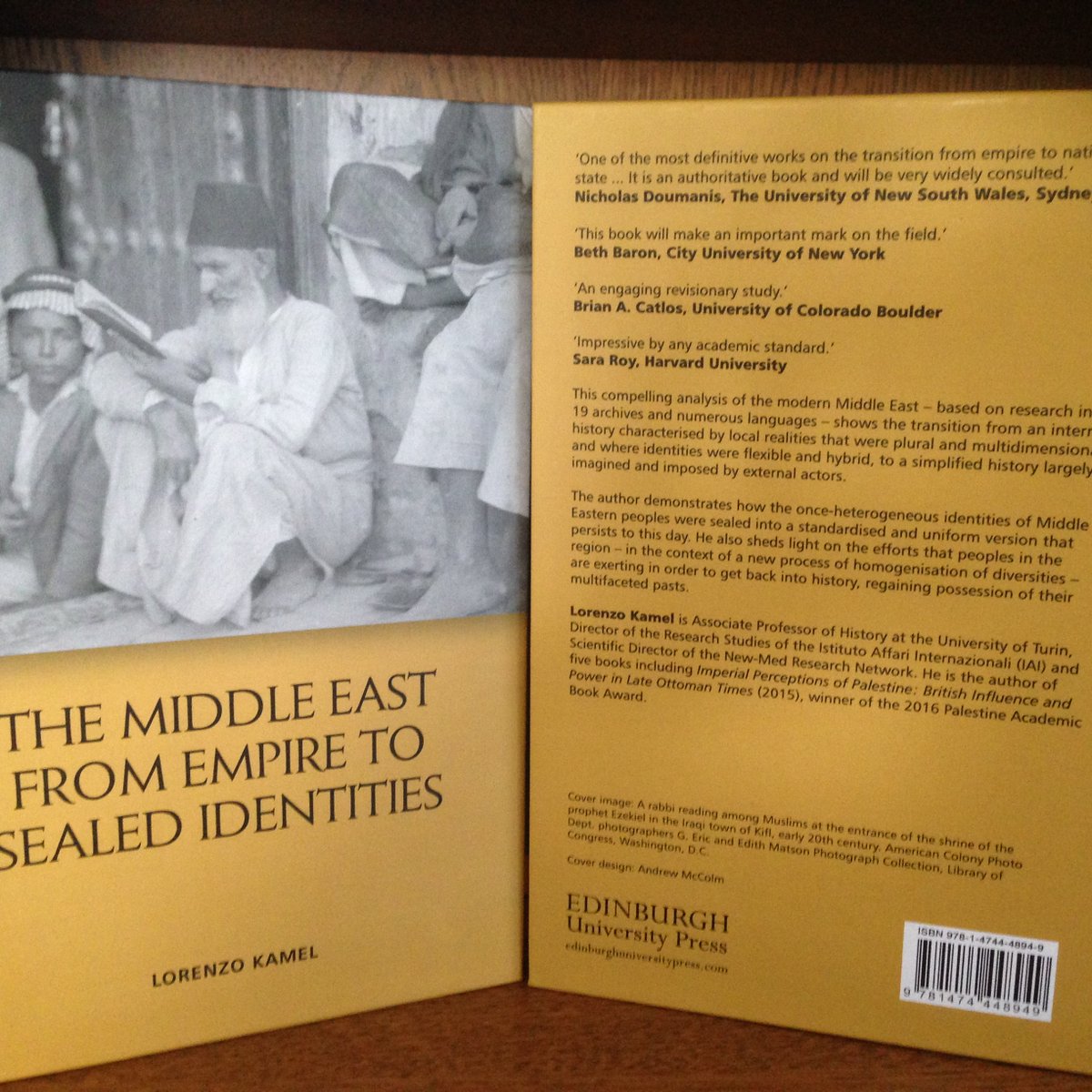 My new book came out in paperback this week, 1 year earlier than expected. It's more reasonably priced (£19.99). If you can't get your hands on it, do email my institutional address. edinburghuniversitypress.com/book-the-middl…