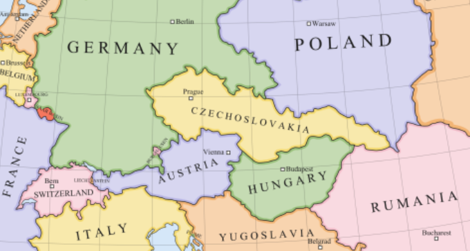 Another awkward part of the nationalist narrative is the areas that were taken away were predominantly (though not always) areas that were not majority Hungarian. As such the majority Hungarian part of this map doesn’t look massively different to the outline of...Hungary. #Trianon