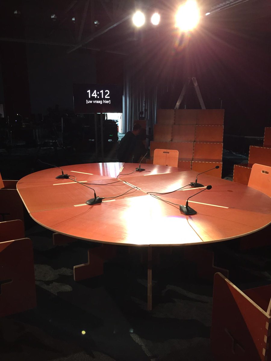 Het Streamtheater wordt neergezet in het <a href="/CORPUSCongress/">CORPUSCongressCentre</a> samen met de helden van IFS audioviueel en het <a href="/ideeen_theater/">Het ideeëntheater</a>! 💪🎙🎥