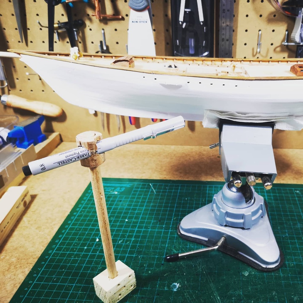 clashconmiguel's tweet photo. Esta tarde le trazamos la linea de agua en directo en Youtube. 16:00 Madrid/España
#modelismo #modelismonaval #modelosaescala #americayacht #americacup #velero https://t.co/oS5ALi24sN https://t.co/XDkKXlI98k