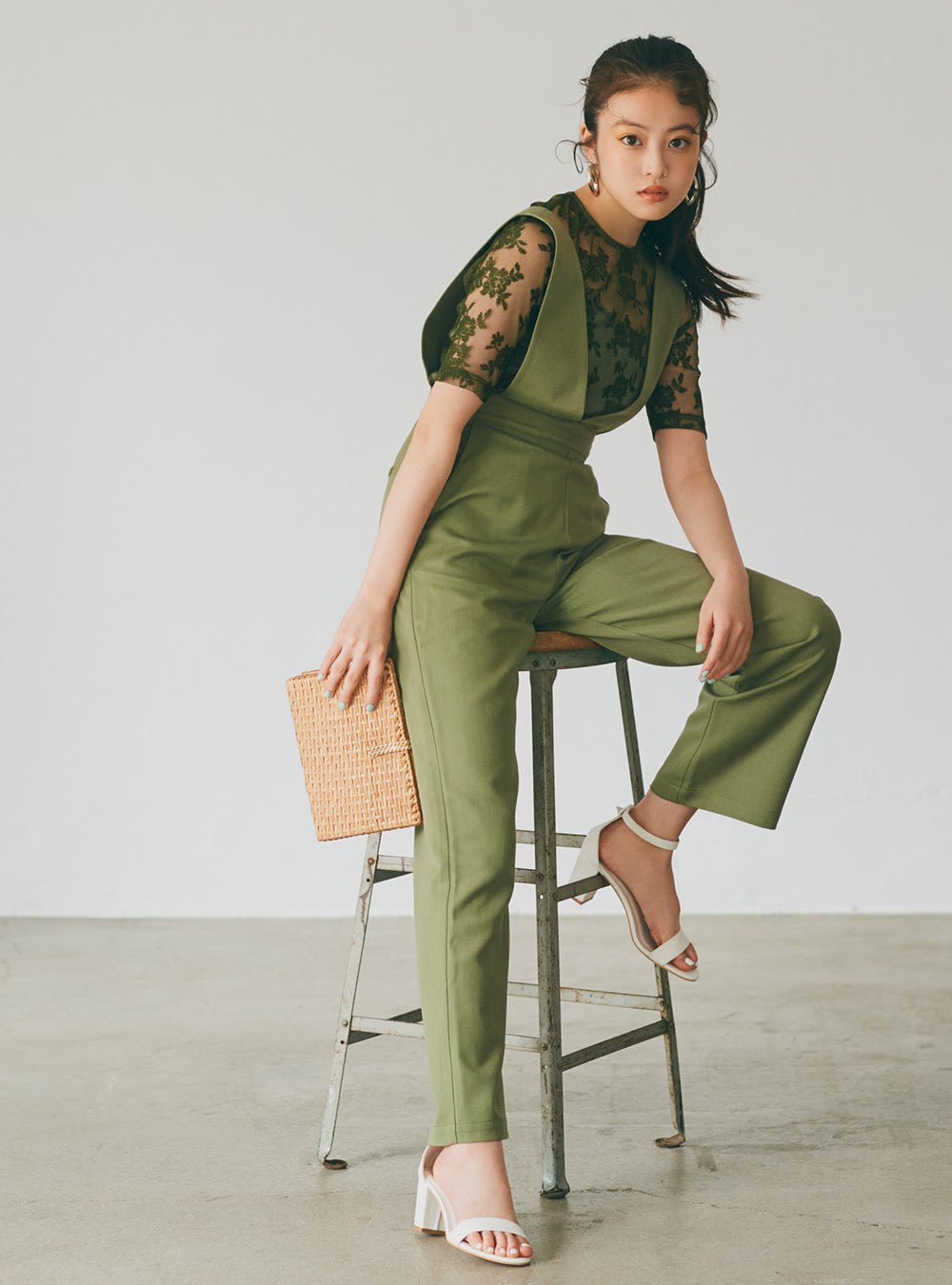 STUDIO NICHOLSON サックシボルスエード 〜今田美桜さん着用〜 GRL グレイル on X: 