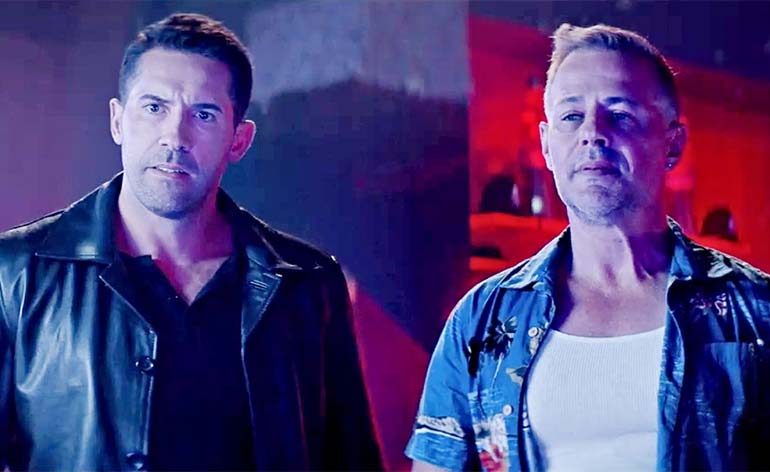 Time for French & Sue, Round 2! Now hand over that collection cash or face the music of a sweet science bash! Read Brad's adrenaline-pumping #movie review of #DebtCollectors! kungfukingdom.com/debt-collector… @TheScottAdkins @louismandylor #JesseVJohnson #VernonWells @GoldwynFilms