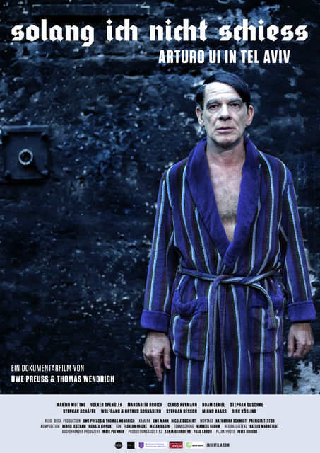 blnensemble's tweet photo. 2013 war das Ensemble in Tel Aviv zu Gast und zeigte die Inszenierung dort zweimal im Cameri Theater. Daraus entstand die Filmdokumentation "Solang ich nicht schieß - Arturo Ui in Tel Aviv" von Uwe Preuss und Thomas Wendrich. Reisebericht: https://t.co/Etoq5T5mVc #BEui https://t.co/KpX5gR9drD