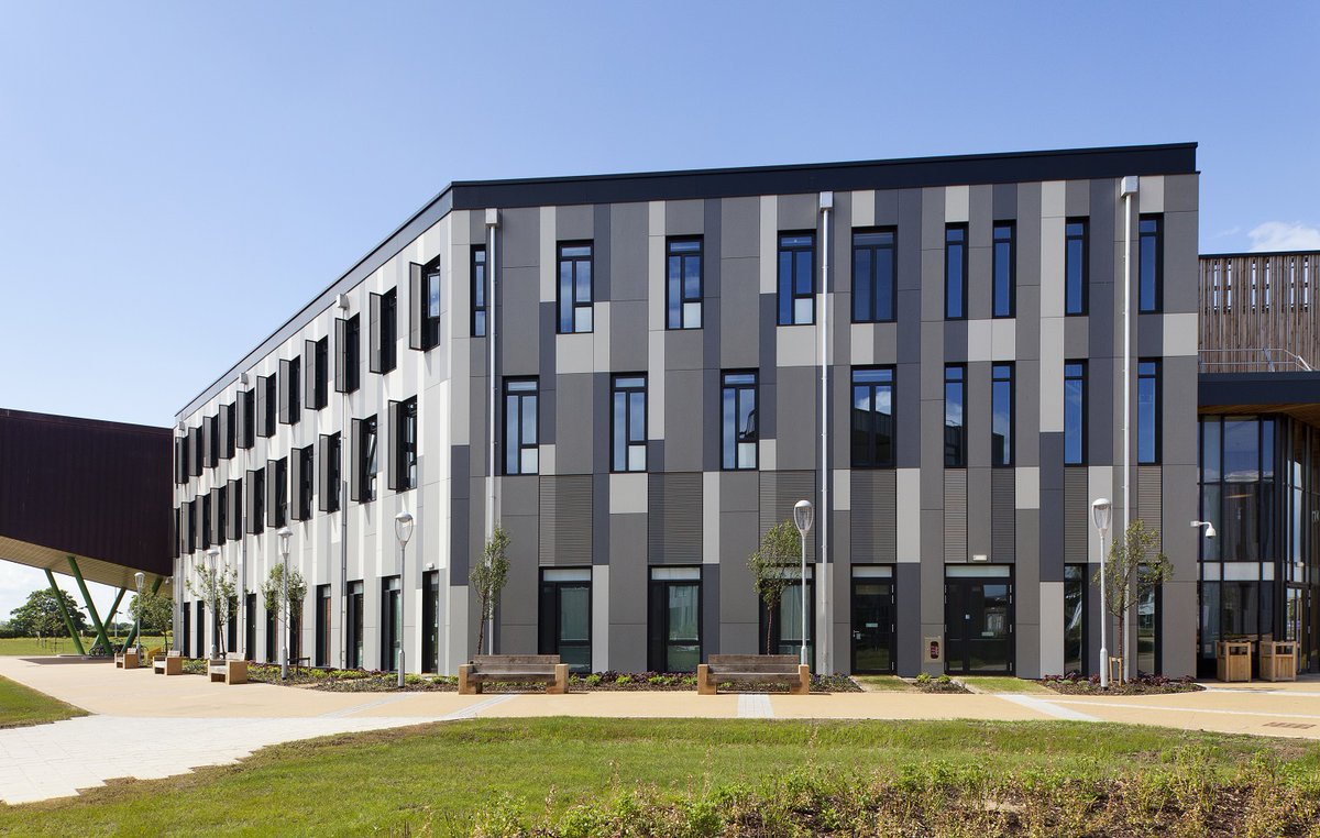 equitoneuk's tweet image. Project : University of York
Material: EQUITONE [natura]
Architect: BDP

European Fire Classification A2-s1, d0
50+ year Life Expectancy 

For your free sample click here 📲 equit.one/materials

#equitone #equitoneuk #natura #fibrecement #facade