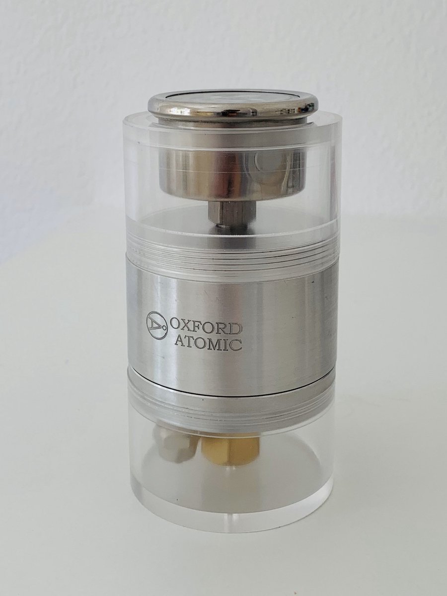 OxfordAtomic's tweet photo. The vacuum transport holder is a ready solution for protecting sensitive samples, whilst either transporting between sites, or for compact bench-top storage. #atomprobe #samplestorage https://t.co/Sz9YloTTeU https://t.co/HdkNO9A25n