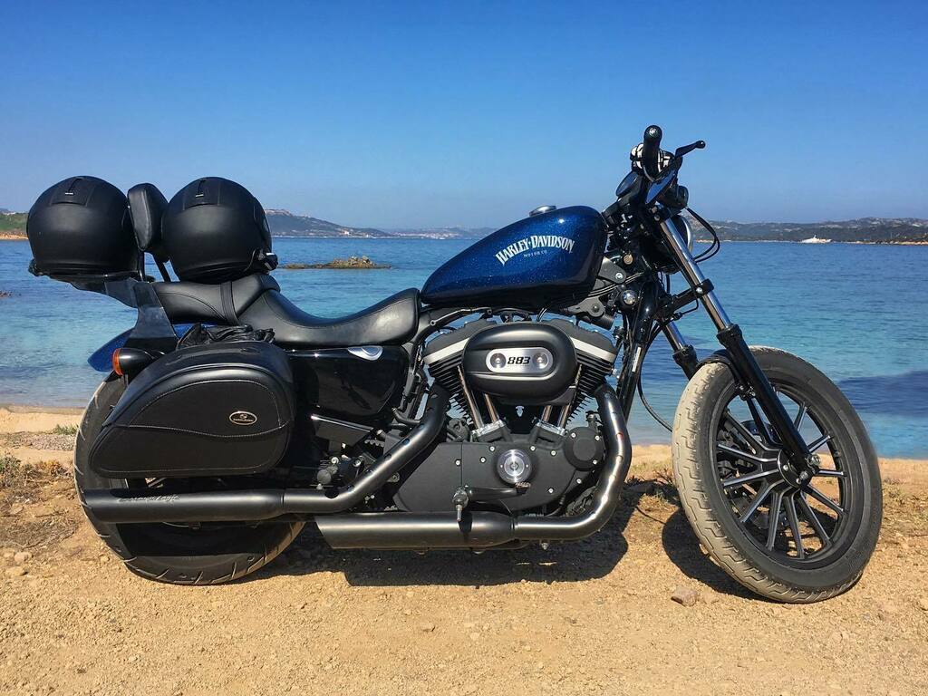 Harley Davidson Sportster Iron 883 Custom Latest Car News Reviews Buying Guides Car Images And More