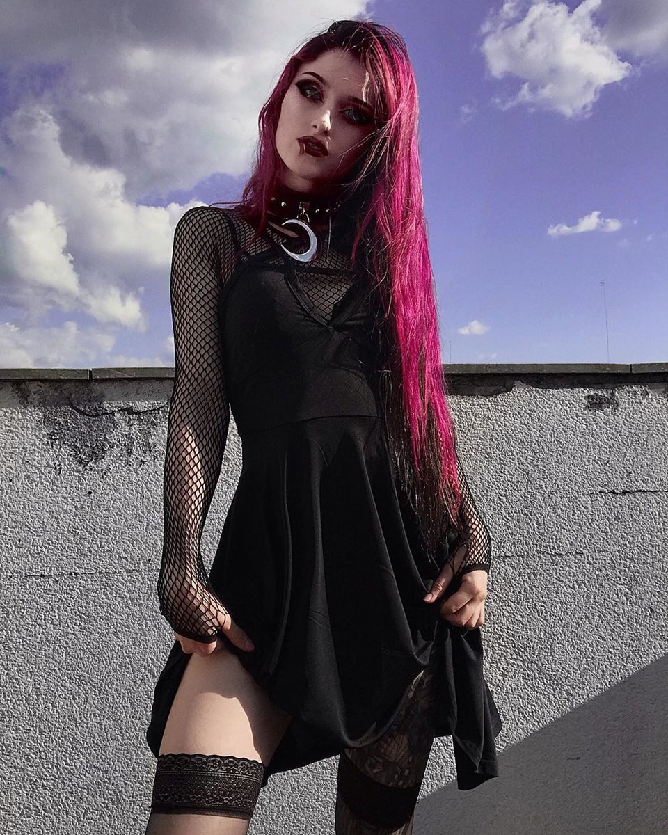 _acatinblack's tweet photo. 🖤
More: https://t.co/Nz6aHleijt
#moonchild #gothlife #altmodel #gothicgirl #pagangirl #gothicfashion #instagoth #witchy #gothbeauty #witchlife #witchesofinstagram #gothaesthetic #witchmodel #gothmodel #alternativebeauty #blackclothing #gothgoth #acatinblack ⛧ https://t.co/G7kFQkd81z