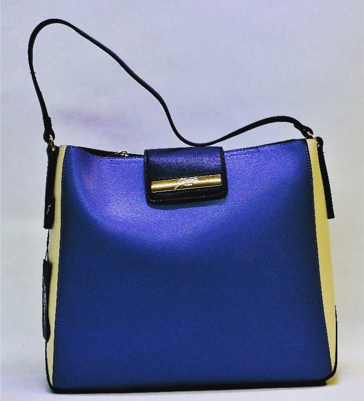 mimmo_fusco's tweet photo. https://t.co/3p4rzqmUeE #borsaasacca #tracolla #borsadonna #womanbag #woman #girl #gattinonibags #hobobag #hobobags #italianfashion #fashion #italianstyle #italianbrand #madeinitaly🇮🇹 #madeinitaly #modaitaliana #moda #caserta #campania  https://t.co/wLr7P4BkPr https://t.co/9RjkGKUw8K