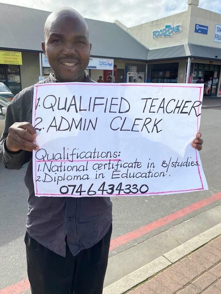 Sbu_Noqoko's tweet image. Lets help this qualified Teacher guys please retweet until it lands in Good hands
