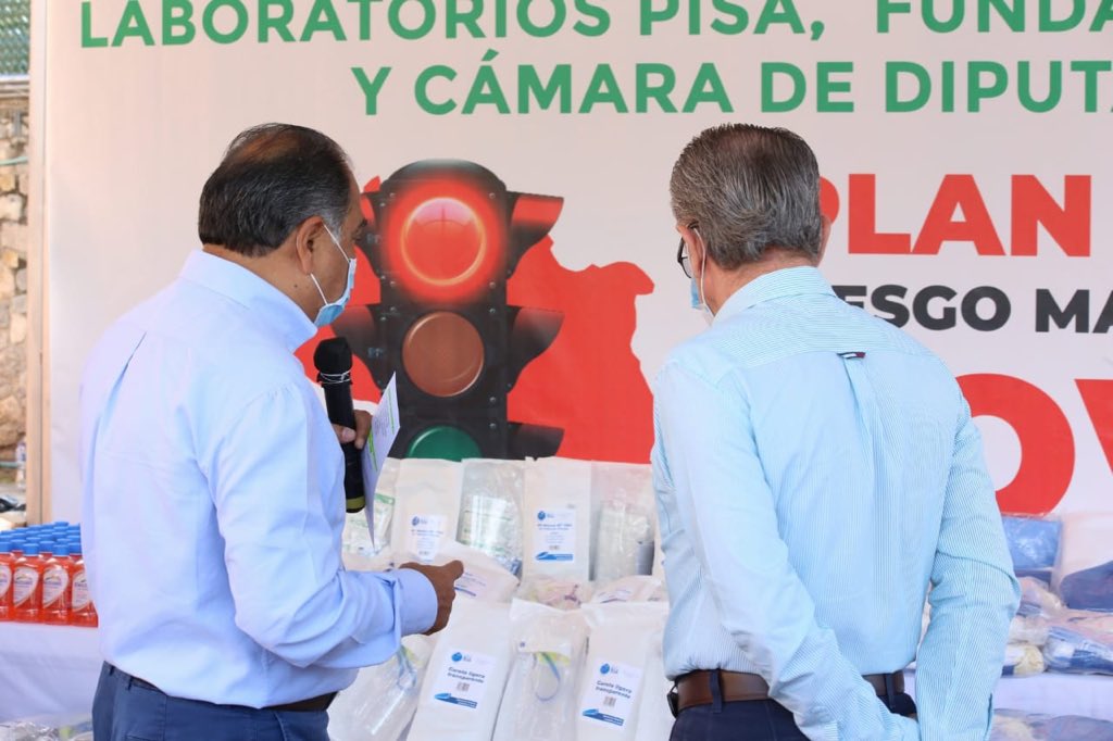 Algunos de los insumos recibidos son kits de protección personal, caretas, batas quirúrgicas, gorros, googles, cubrebocas KN95, botas y guantes que serán entregados a los hospitales especiales COVID.