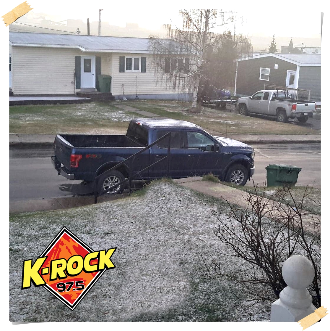 975krock's tweet image. Snowin' in the  @Town_of_Wabush where I grew up.
June in Newfoundland Labrador ... u don't really never know!!

#nlwx #SnowInJune #Canada