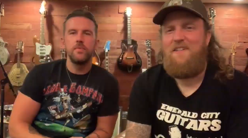 It’s not every day that two award-winning musicians drop in on your high school graduation, but not every high school counts the <a href="/brothersosborne/">Brothers Osborne</a> among their alumni like <a href="/SHSaacps/">Southern High School</a> does. #AACPSAwesome 

facebook.com/aacps/videos/1…