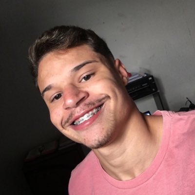 AlvesWeriston's tweet photo. #NovaFotoDoPerfil https://t.co/YEngfM2gNe