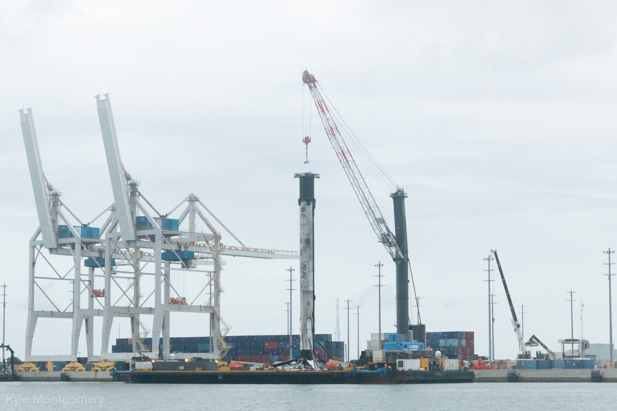 Falcon 9 (Dragon 2 Demo-2) - KSC - 30.5.2020 (2/2) - Page 7 EZmBL9lXgAM4Lhf?format=jpg&name=large