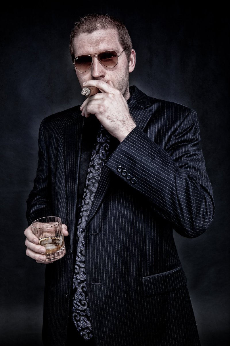 EndlessReignMN's tweet image. So you book shows in the midwest, eh?

#EndlessReign #MakeShowsGreatAgain #StormTheStage #Live #SocialDistance #Pandemic #TheNewNorm #Touring #FanClub #VIP #MVP #Line6 #Schecter #ESP #Ibanez #crowd #highenergy #makeitworkmoment #fall2020 #promotion #BOOKINGS