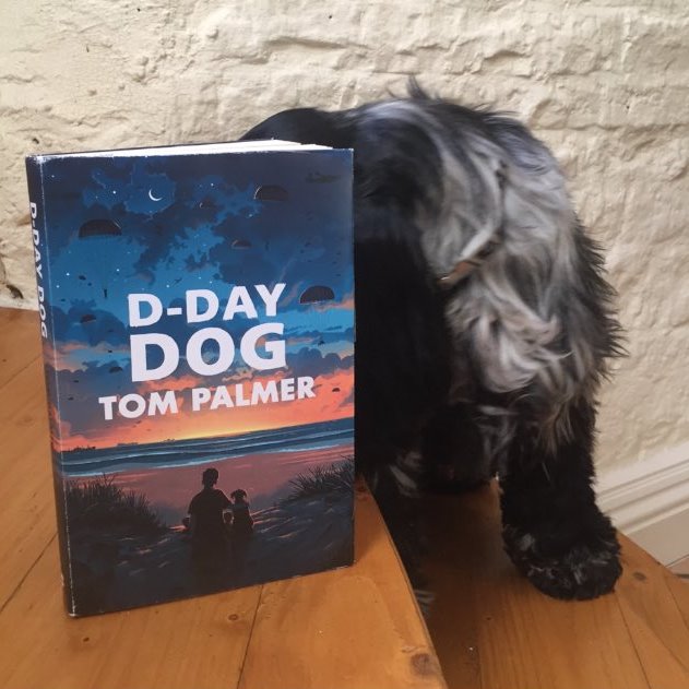 WIN a signed copy of 'D-Day Dog'. Based on the true story of a WW2 parachuting dog.
tompalmer.co.uk/dday-dog/
One winner will be drawn on June 6th, the 76th anniversary of that astonishing invasion of Nazi occupied Europe.
#DDay76
Please RT to compete.