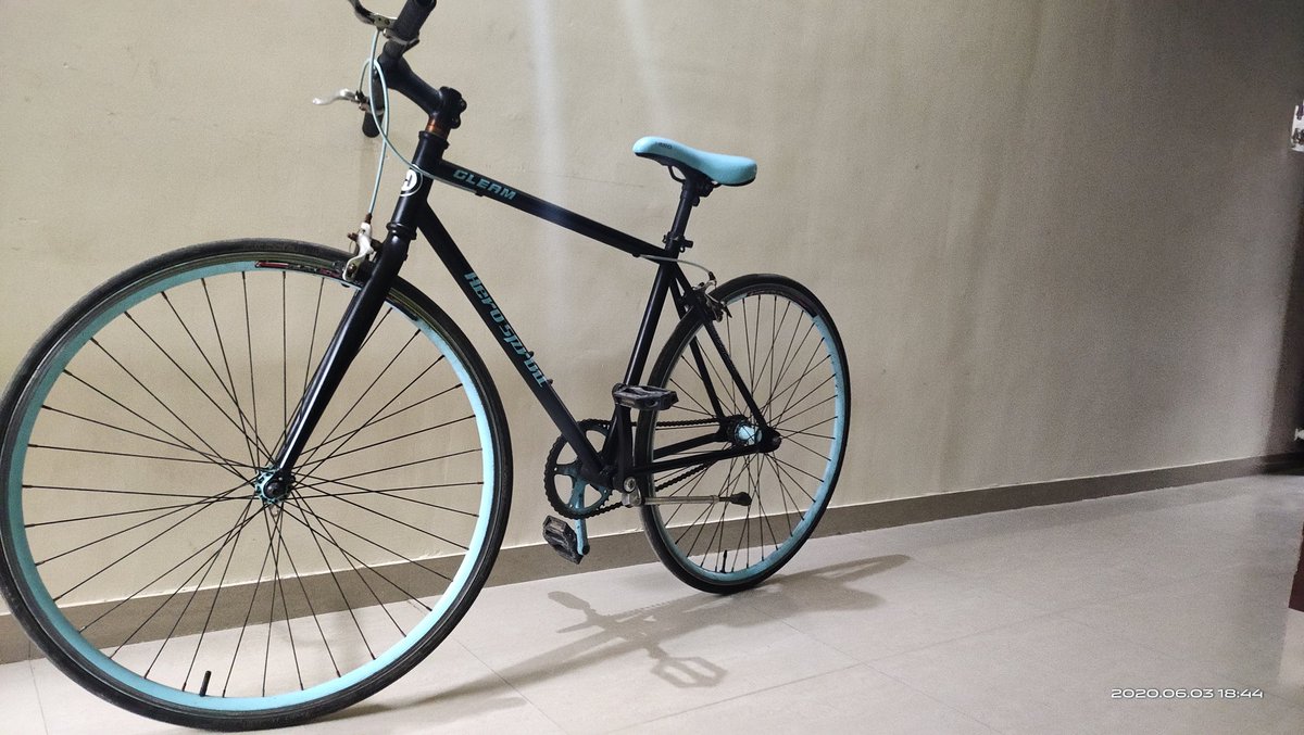sagarsonvane900's tweet photo. 😎🙌🙌🙌🙌Hello Everyone 
👉On this "WORLD BICYCLE DAY" I am Sharing some pictures of My favourite BICYCLE.
👉I May Not Be Rich And Famous.
But I Have My BICYCLE 🚲,  It's Still with me , And That's Enough To Keep Me Happy.
Wishing You all "HAPPY WORLD BICYCLE DAY". 🚲🚲🚲🚲🚲 https://t.co/jsfJo4B12A