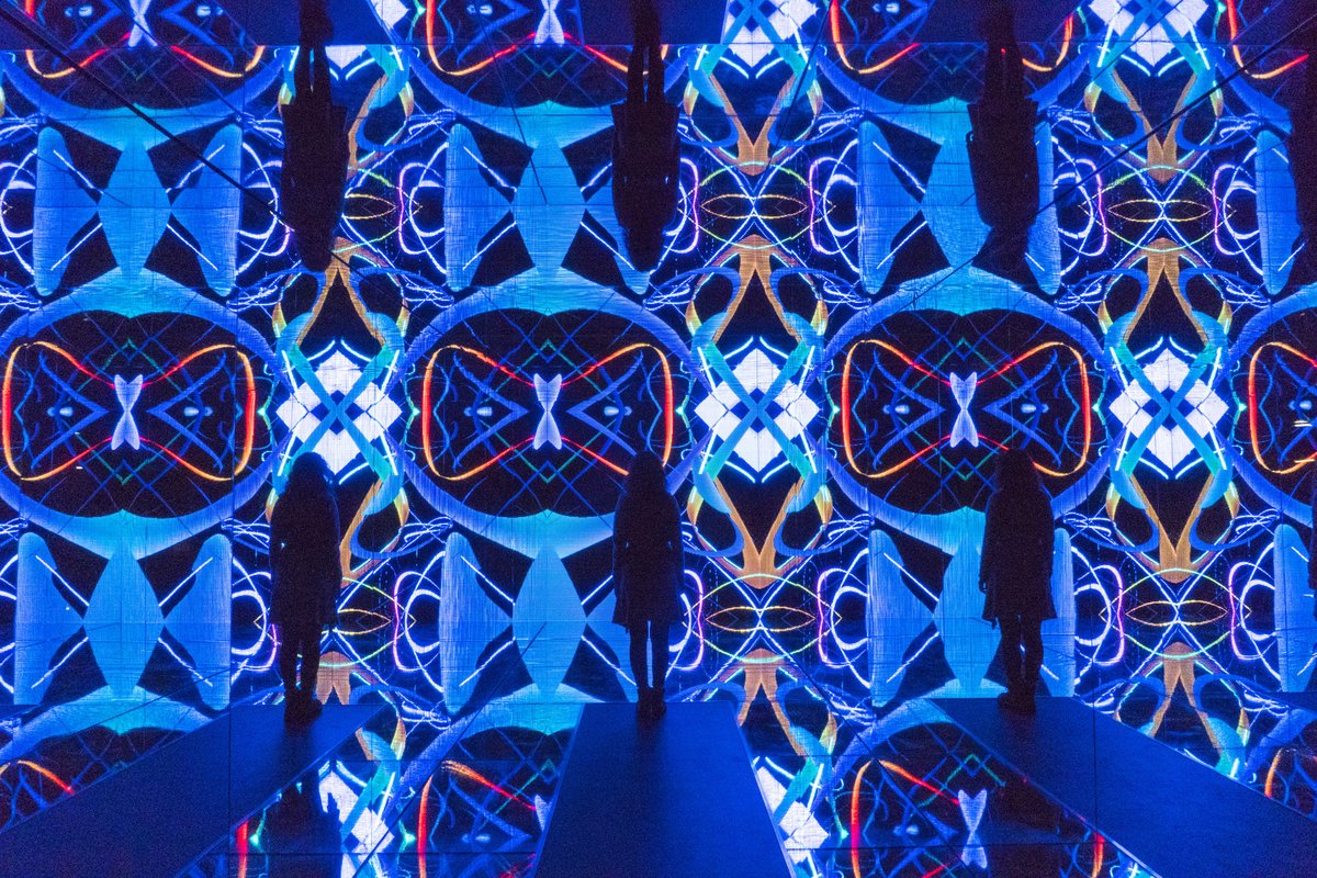 audiovisualcity's tweet photo. #AVartists @KuflexLab 

https://t.co/9LsYdSDotV

Kuflex makes use of #multimedia tools to deliver powerful #immersiveinstallations for the users to dive in synesthetic experiences.

#VR #Interactiondesign #Generativeart #Digitalart https://t.co/FF65FMHWyn