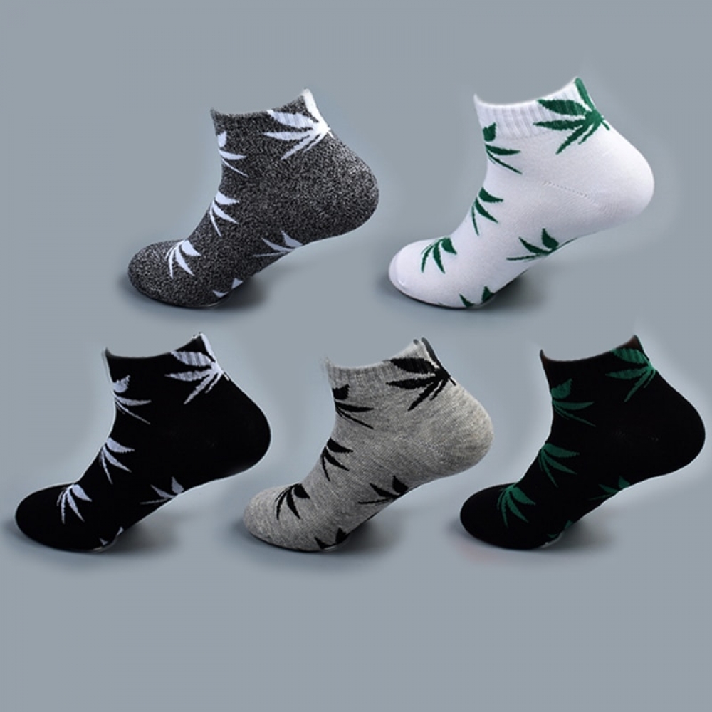 SockzPlanet's tweet photo. #sockporn #mensfashion Cotton Socks for Men with Amusing Floral Design https://t.co/lzekZw8GM6 https://t.co/4ZGas8V42D