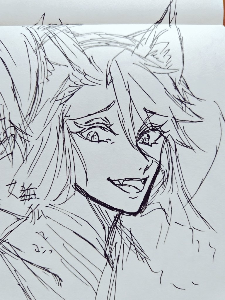 @natsukaze_baka ね〜???返信強いパパだけど武器とかでも喋るー!!
ラスボス狐になるとこんな感じだった。もっと派手?かも? 