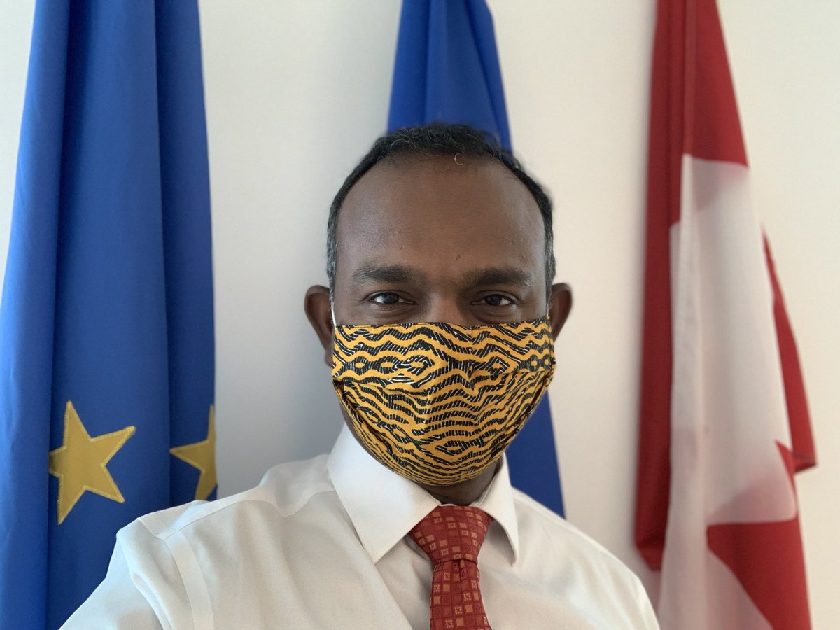 Today I’m sporting an African wax fabric mask for #BlackLivesMatter #hateisavirus #washthehate #elimin8hate #healthnothate #PrideMonth2020