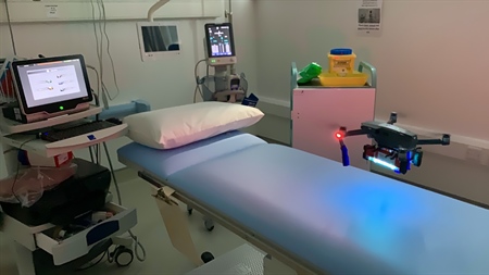 Irish engineers have developed an innovative autonomous drone platform to deliver sterilising ultraviolet light from above to disinfect public surfaces and therefore reduce the transmission of coronavirus and other microbial threats engineersireland.ie/Engineers-Jour… #COVID19innovation