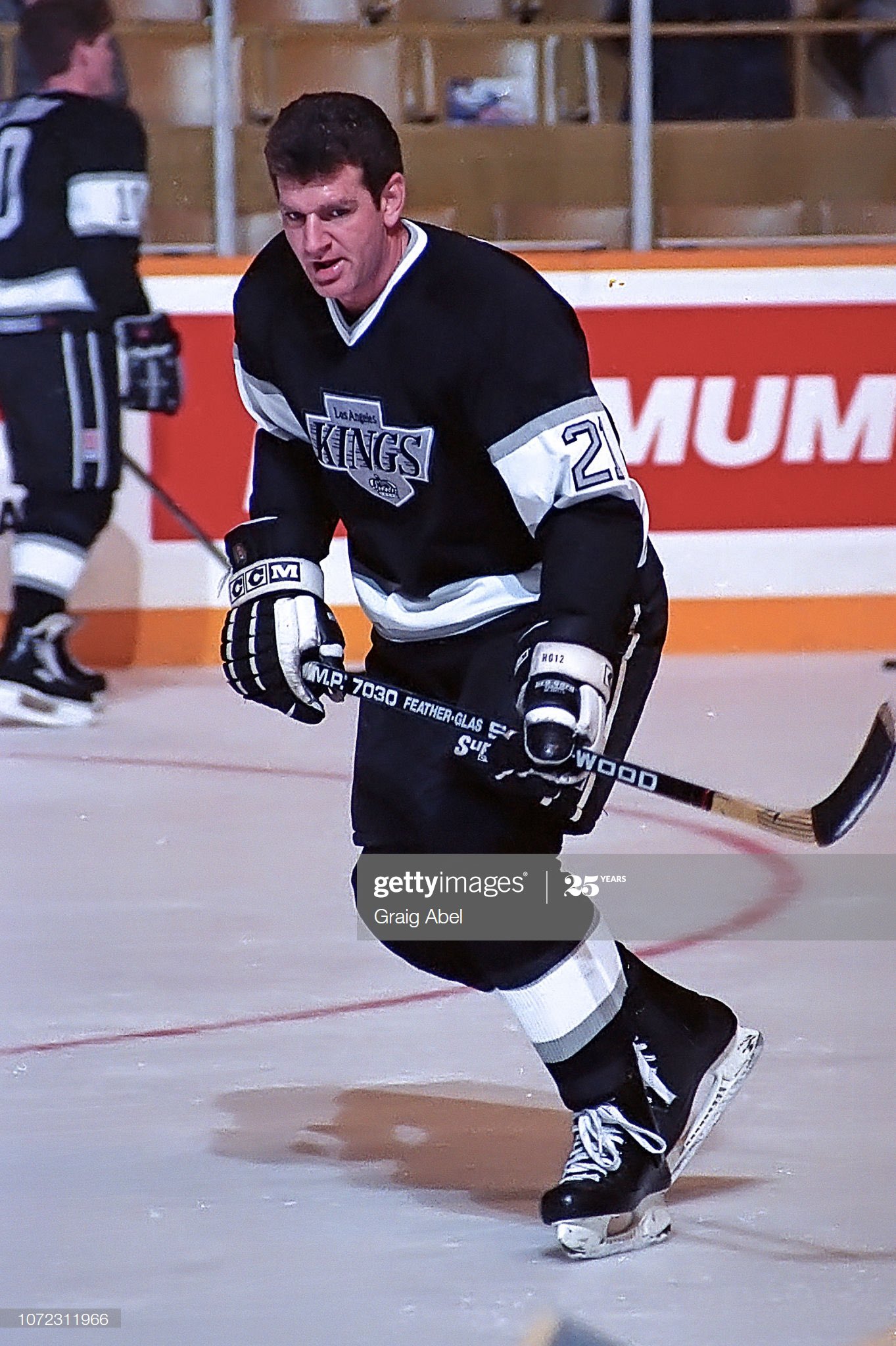 Happy birthday to former defenseman Barry Beck, who was born on June 3, 1957.  