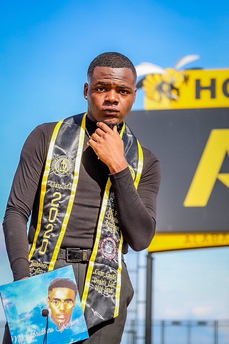 devingee_'s tweet photo. DGΦ 🎭 
ΣΑΠ 📚
4 Year Plan ✊🏽
Cum Laude 🎓
SGA Senator 📋
1st Greek In Family ΑΦΑ ❄️ 
1st Generation HBCU GRAD🐝
B’ham, AL. Resident (North Side) 🏠
@watchtheyard @BETAOOPALPHAS @buzzuniversityy @HBCUBuzz @myasubuzz @MagicGlassMedi1 #myasu #hbcugrad #ΑΦΑ https://t.co/yiOp4Z01Gw
