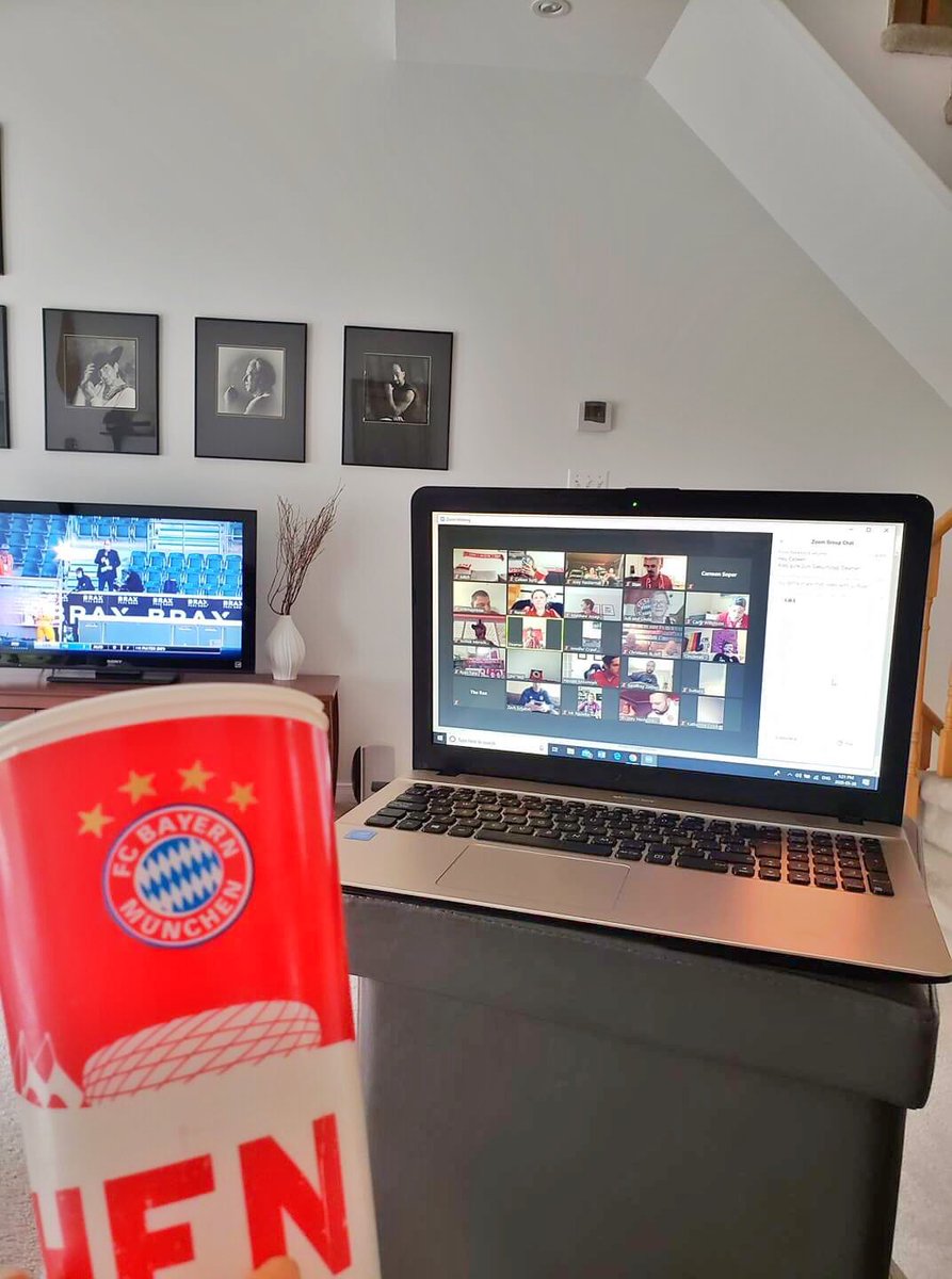 SuedkurveTO's tweet photo. Our members represented @SuedkurveTO and #SKTonTour again this weekend as they took part in our #SKTonZoom virtual meeting and watched #FCBF95 👨🏻‍💻 📺 🍺 🛋#Couchkurve #MiaSanMia #Bundesliga #FCBayern #FCBayernUS https://t.co/NZ56XOqje0