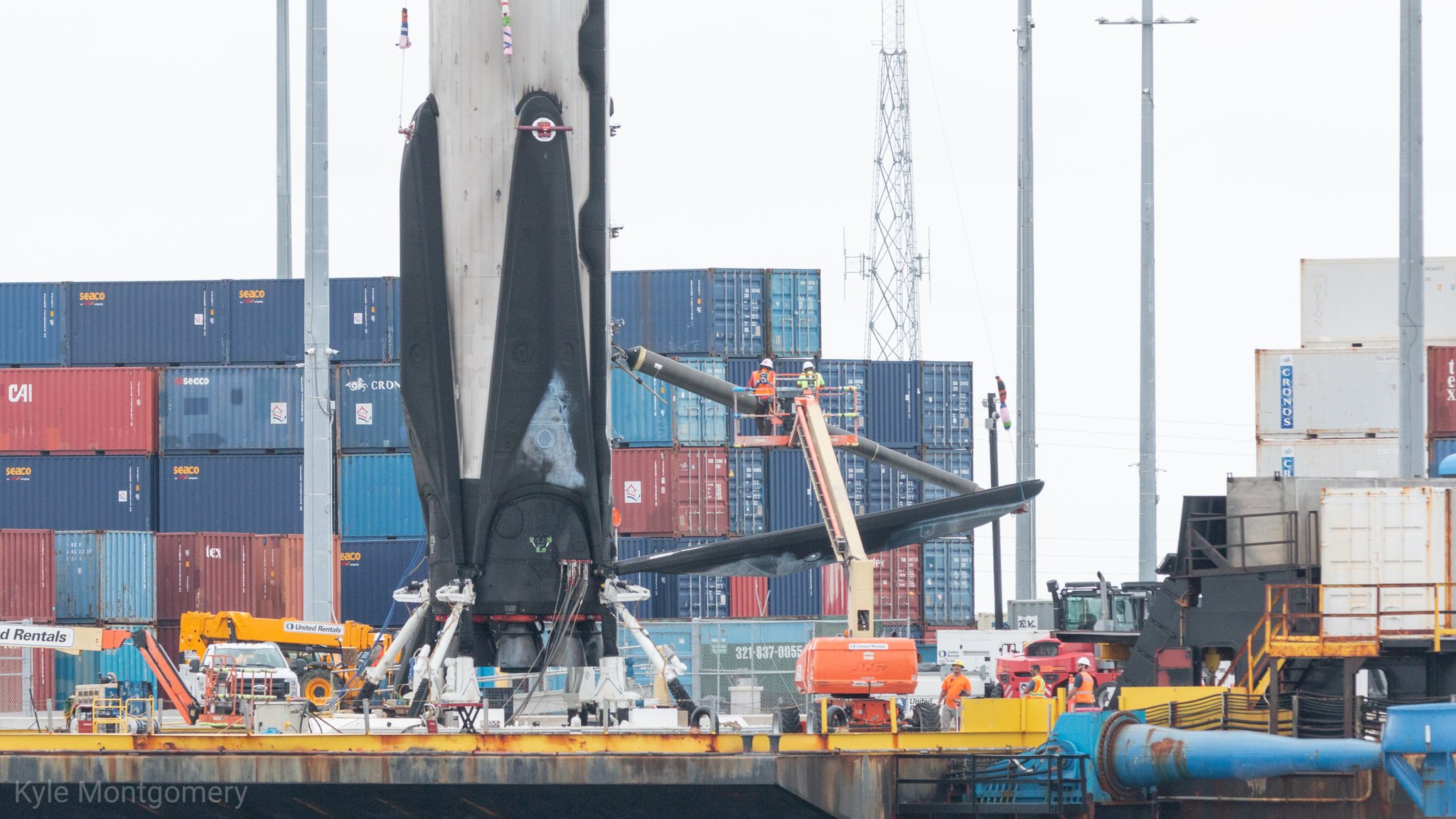 Falcon 9 (Dragon 2 Demo-2) - KSC - 30.5.2020 (2/2) - Page 7 EZmapyRXQAEXbs9?format=jpg&name=large