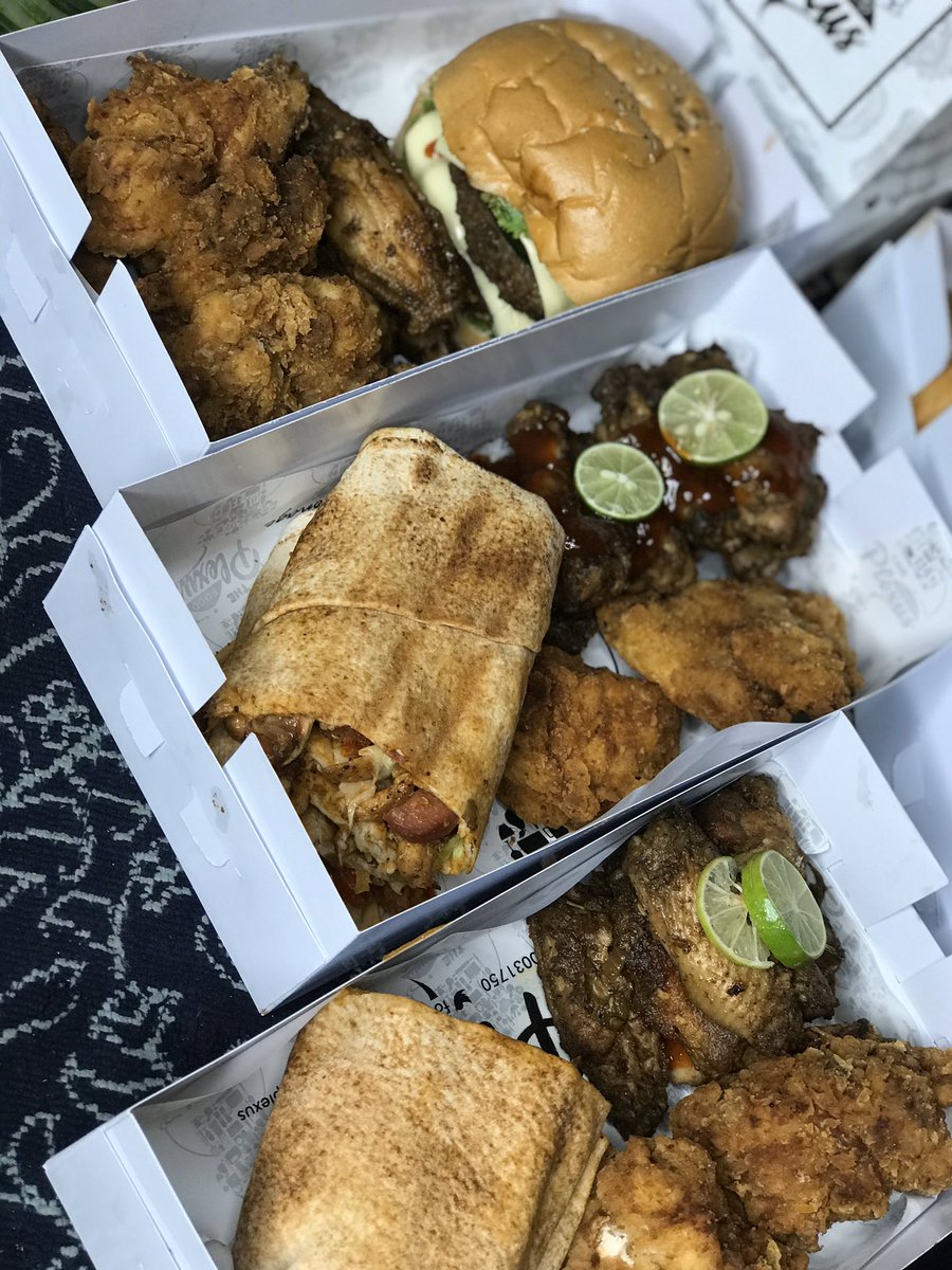 maryam_uh's tweet photo. Different platter available at affordable prices 🤓🤓
Kindly retweet you won’t die 😌😌 https://t.co/n5MMof5Z5f